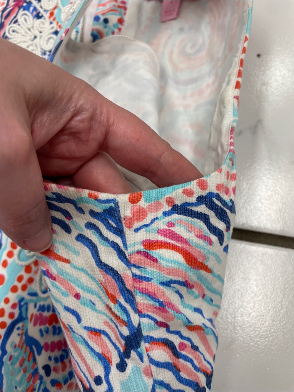 Lily Pulitzer 100% Cotton Gabby Mini Shift Dress in Shell Me About It Size 4 - Picture 6 of 15